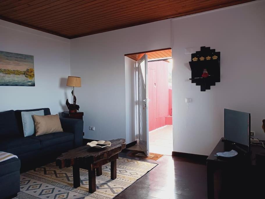 Achadas Da Cruz Farm House ภายนอก รูปภาพ